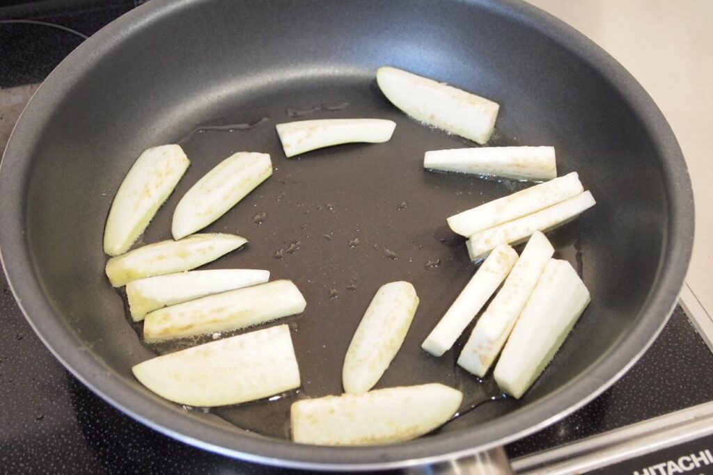 茄子を揚げ焼きしよう