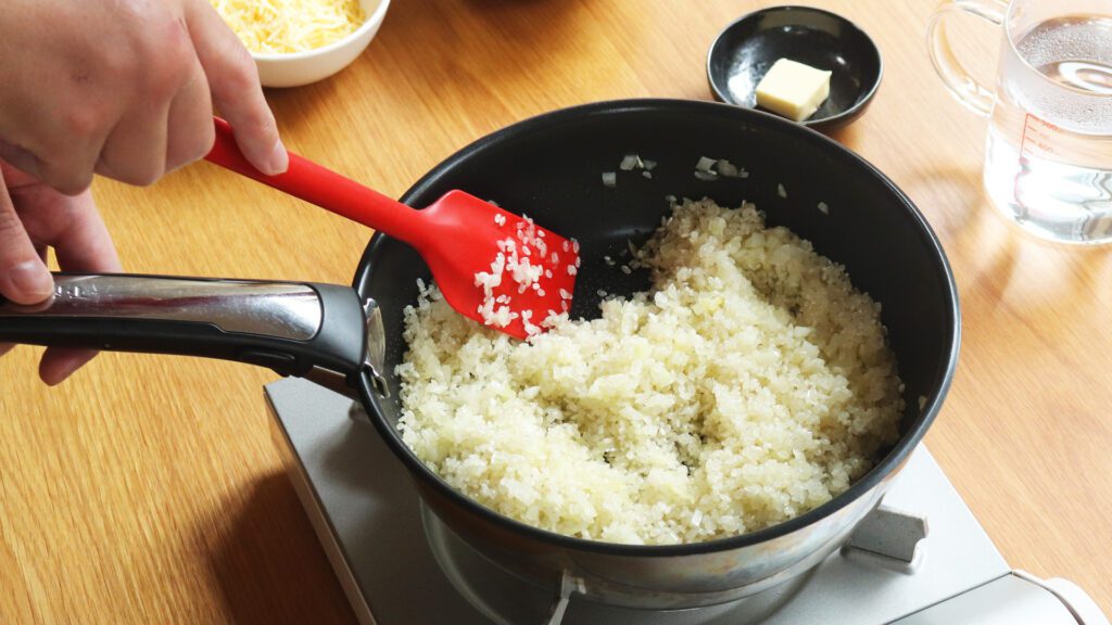 「生米を炒める」ことに意味があり！