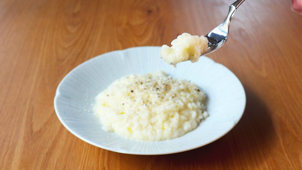 生米で炊くからこそリゾットは味わい深くなります